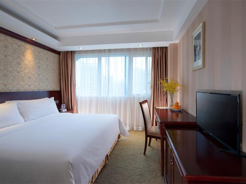 Vienna Hotel Shenzhen Fenghuang Road Exterior photo
